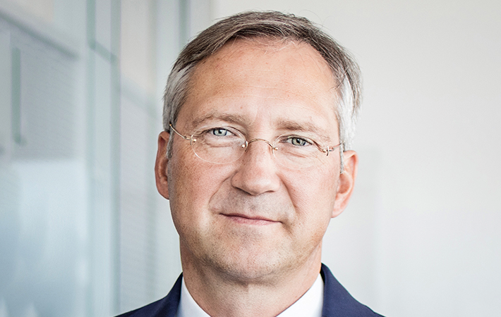 Bert Flossbach Dr. Bert Flossbach – stellvertretender Vorsitzender des Kuratoriums der Flossbach von Storch Stiftung